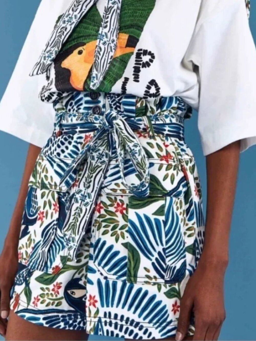 Farm Rio NWT Off White Macaw Flight Printed Shorts XS